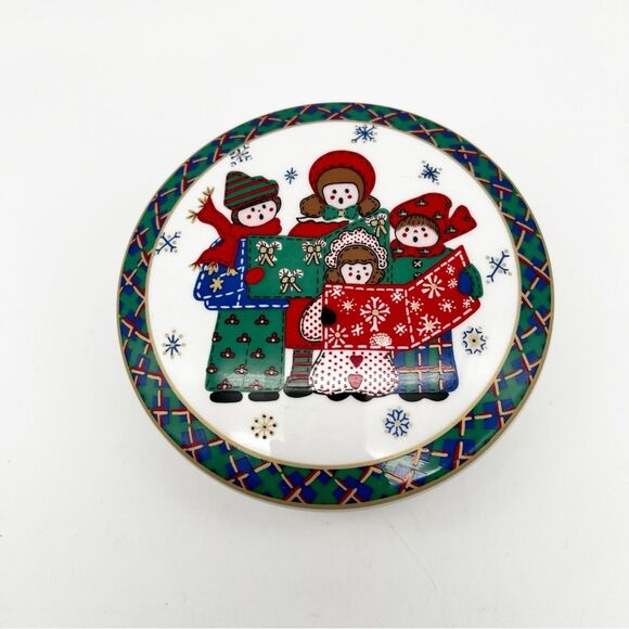 Mikasa Ultra Ceram Yule Cheer Holiday Carolers Lidded Candy Trinket Dish FX080 - Picture 1 of 9
